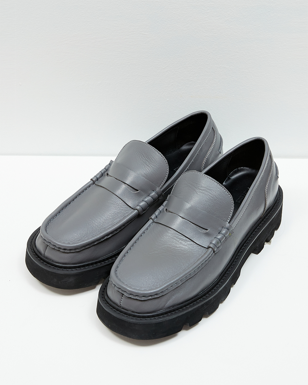 LEATHER PIPING DETAIL PENNY LOAFER GREY(RH204) [주문 제작]